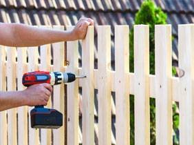 Bygge gjerde eller espalier